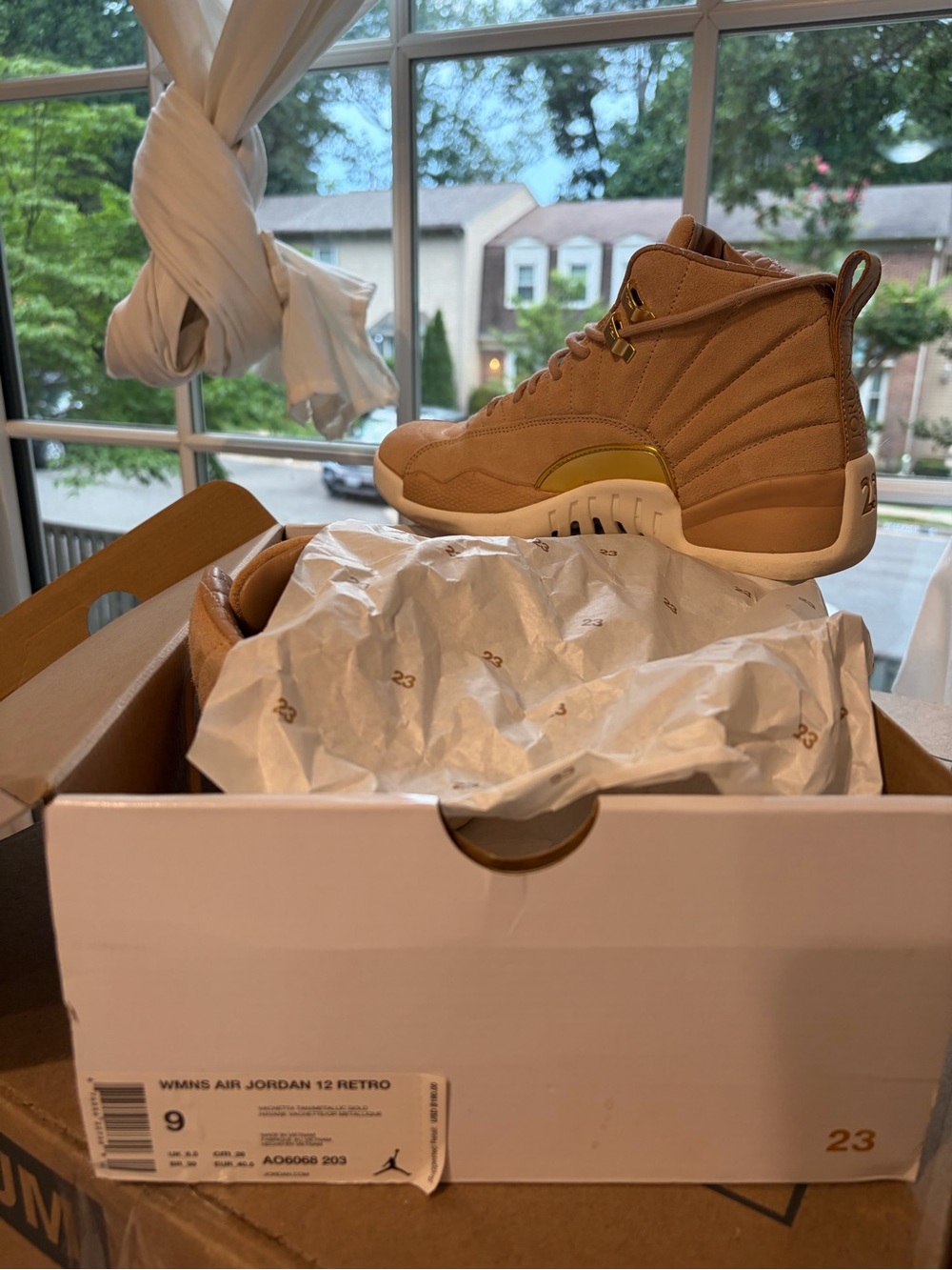 Nike Air Jordan 12 Retro Vachetta Tan Metallic Gold Women's Size 9 w/ Box